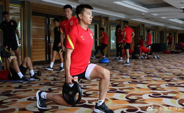 1657805694316084043.jpg 00244AjRly1h46oaxzr70j62qu1p2npd02.jpg